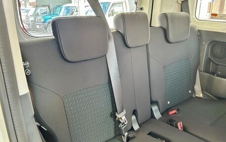 Toyota Roomy I, 2022 год, 979 099 рублей, 21 фотография