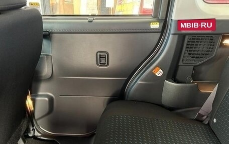 Toyota Roomy I, 2022 год, 979 099 рублей, 28 фотография