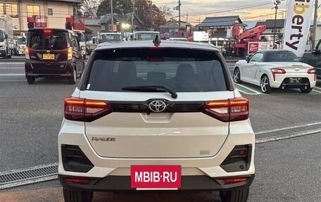 Toyota Raize I, 2023 год, 1 399 099 рублей, 6 фотография