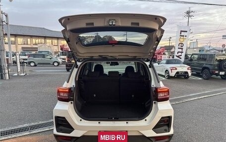 Toyota Raize I, 2023 год, 1 399 099 рублей, 8 фотография