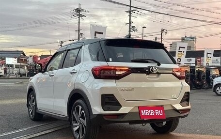 Toyota Raize I, 2023 год, 1 399 099 рублей, 7 фотография