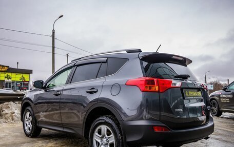 Toyota RAV4, 2014 год, 1 988 000 рублей, 5 фотография