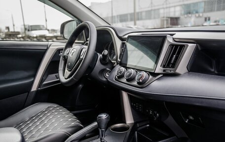 Toyota RAV4, 2014 год, 1 988 000 рублей, 33 фотография