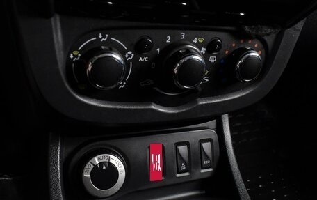 Renault Duster I рестайлинг, 2018 год, 1 129 000 рублей, 12 фотография