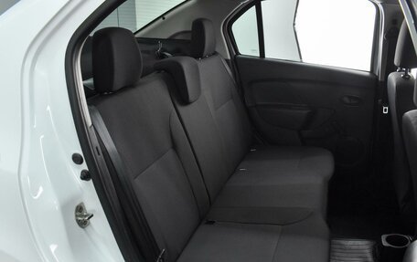 Renault Logan II, 2018 год, 909 000 рублей, 7 фотография