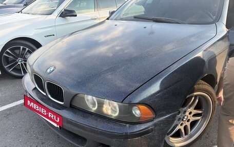 BMW 5 серия, 2000 год, 700 000 рублей, 9 фотография