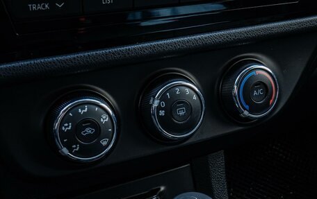 Toyota Corolla, 2014 год, 1 370 000 рублей, 13 фотография