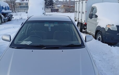 Toyota Corolla, 2005 год, 600 000 рублей, 7 фотография