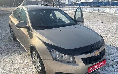 Chevrolet Cruze II, 2012 год, 600 000 рублей, 3 фотография