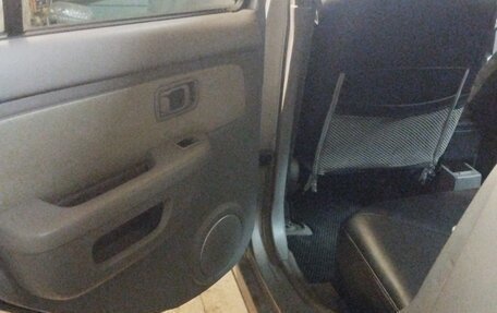 Nissan Cube II, 2001 год, 200 000 рублей, 11 фотография