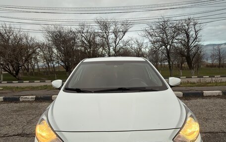 Hyundai Solaris II рестайлинг, 2014 год, 1 250 000 рублей, 1 фотография