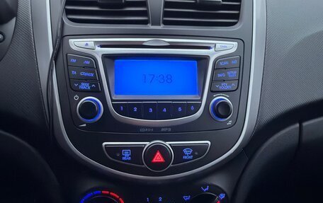 Hyundai Solaris II рестайлинг, 2014 год, 1 250 000 рублей, 14 фотография