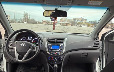 Hyundai Solaris II рестайлинг, 2014 год, 1 250 000 рублей, 11 фотография