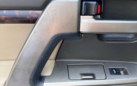 Toyota Land Cruiser 200, 2010 год, 3 200 000 рублей, 12 фотография