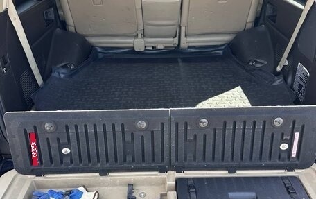 Toyota Land Cruiser 200, 2010 год, 3 200 000 рублей, 19 фотография