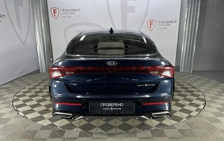 KIA K5, 2021 год, 2 750 000 рублей, 3 фотография