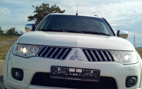 Mitsubishi Pajero Sport II рестайлинг, 2011 год, 1 390 000 рублей, 2 фотография