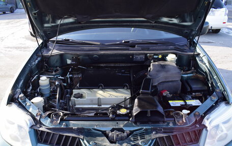 Mitsubishi Outlander III рестайлинг 3, 2005 год, 697 000 рублей, 10 фотография