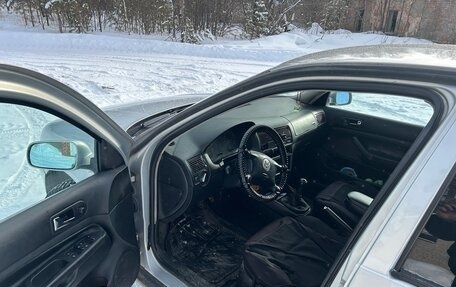 Volkswagen Golf IV, 1998 год, 305 000 рублей, 7 фотография