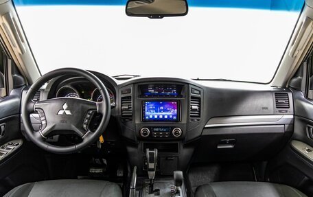 Mitsubishi Pajero IV, 2008 год, 1 598 000 рублей, 13 фотография