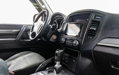 Mitsubishi Pajero IV, 2008 год, 1 598 000 рублей, 37 фотография