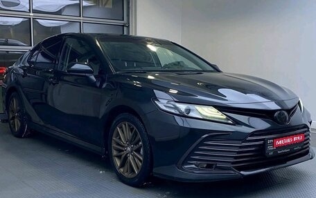 Toyota Camry, 2022 год, 3 449 000 рублей, 3 фотография