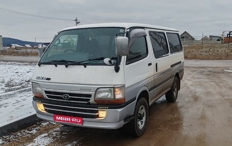 Toyota HiAce H100, 1999 год, 720 000 рублей, 1 фотография