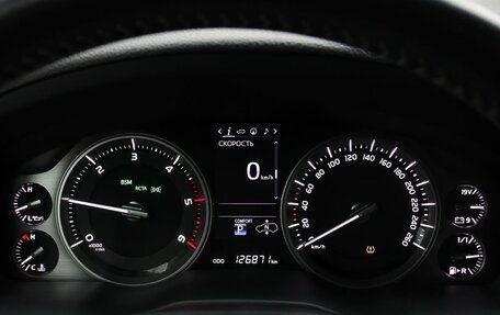 Toyota Land Cruiser 200, 2019 год, 7 700 000 рублей, 12 фотография