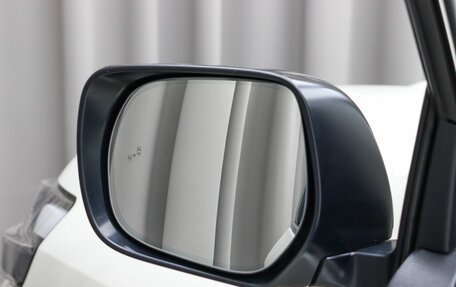 Toyota Land Cruiser 200, 2019 год, 7 700 000 рублей, 18 фотография