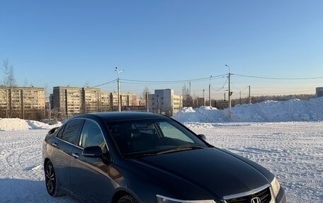 Honda Accord VII рестайлинг, 2004 год, 450 000 рублей, 1 фотография