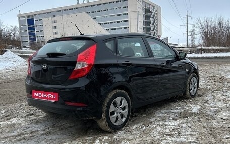 Hyundai Solaris II рестайлинг, 2016 год, 910 000 рублей, 8 фотография