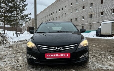 Hyundai Solaris II рестайлинг, 2016 год, 910 000 рублей, 3 фотография