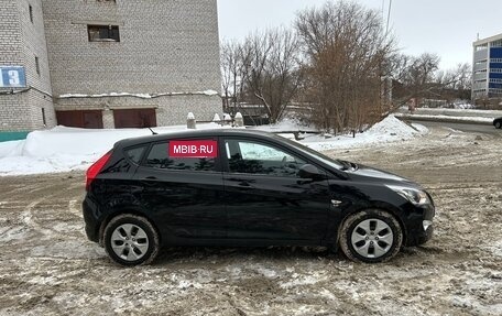 Hyundai Solaris II рестайлинг, 2016 год, 910 000 рублей, 4 фотография