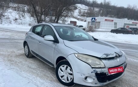 Renault Megane III, 2011 год, 350 000 рублей, 2 фотография