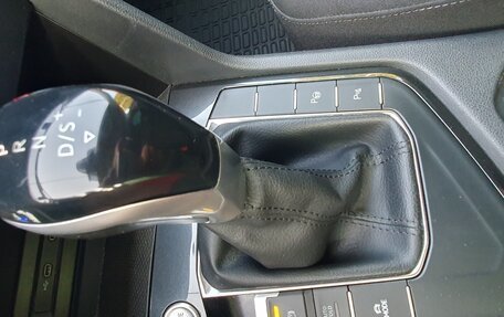 Volkswagen Tiguan II, 2021 год, 3 150 000 рублей, 12 фотография