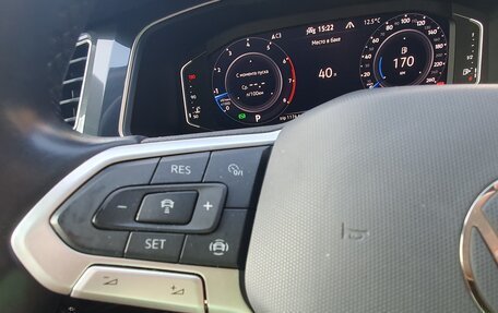 Volkswagen Tiguan II, 2021 год, 3 150 000 рублей, 15 фотография