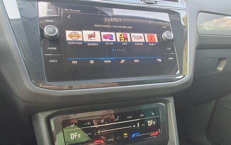 Volkswagen Tiguan II, 2021 год, 3 150 000 рублей, 13 фотография