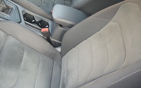 Volkswagen Tiguan II, 2021 год, 3 150 000 рублей, 22 фотография