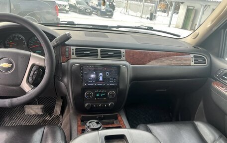 Chevrolet Tahoe III, 2012 год, 2 080 000 рублей, 4 фотография