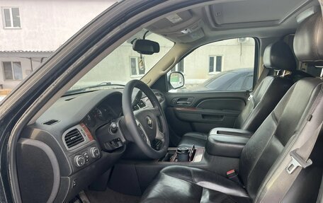 Chevrolet Tahoe III, 2012 год, 2 080 000 рублей, 8 фотография