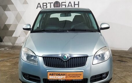 Skoda Fabia II, 2009 год, 580 000 рублей, 2 фотография