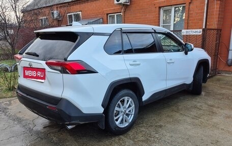 Toyota RAV4, 2020 год, 3 950 000 рублей, 5 фотография