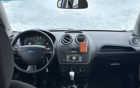 Ford Fiesta, 2006 год, 240 000 рублей, 8 фотография