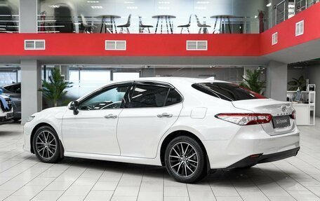 Toyota Camry, 2020 год, 2 350 000 рублей, 4 фотография