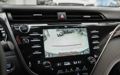 Toyota Camry, 2020 год, 2 350 000 рублей, 8 фотография