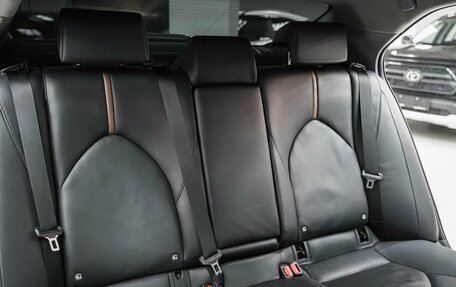Toyota Camry, 2020 год, 2 350 000 рублей, 10 фотография