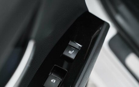 Toyota Camry, 2020 год, 2 350 000 рублей, 9 фотография