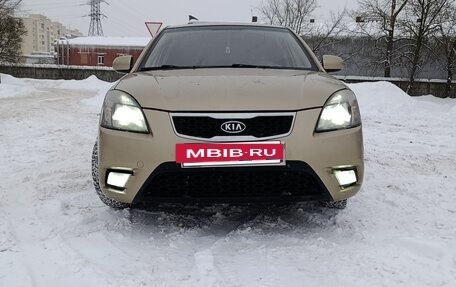 KIA Rio II, 2010 год, 525 000 рублей, 2 фотография