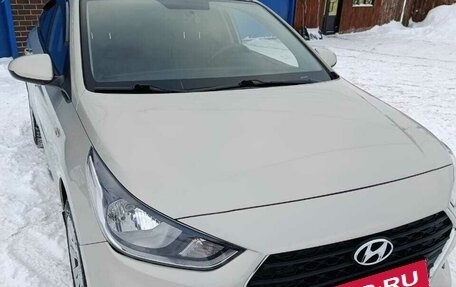 Hyundai Solaris II рестайлинг, 2017 год, 1 080 000 рублей, 8 фотография