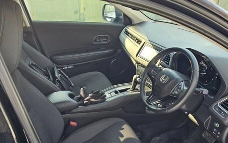 Honda Vezel, 2018 год, 1 790 000 рублей, 23 фотография